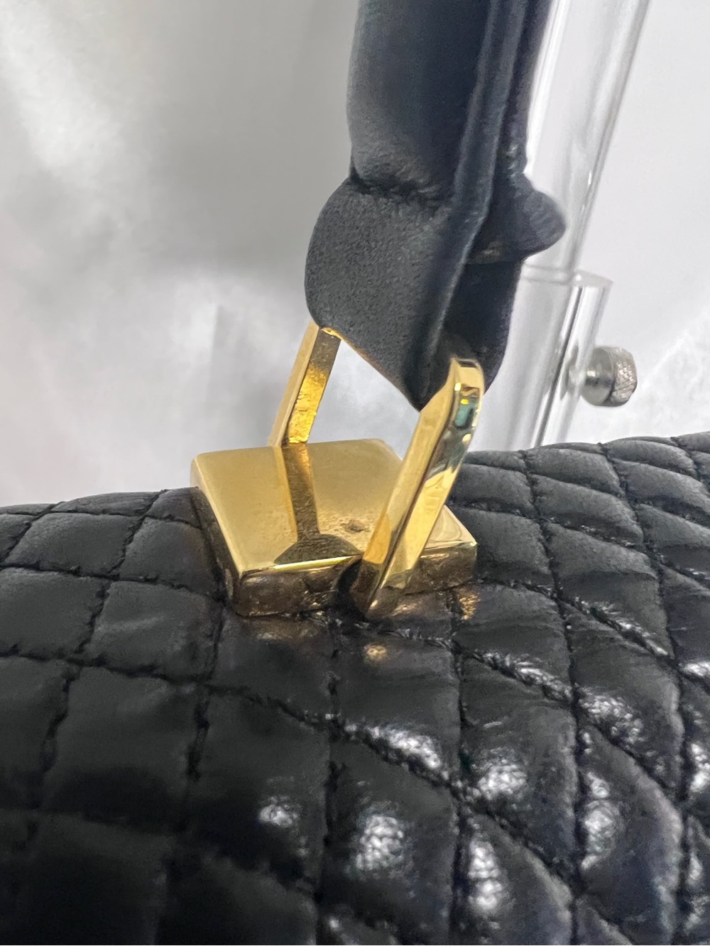 Preloved Vintage Bally Black Quilted Top-Handle Women's Bag with Gold Hardware - Picture 3 of 16